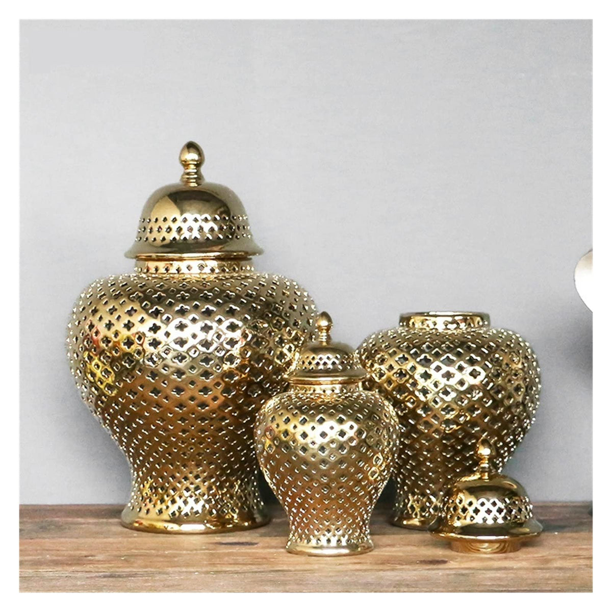 Sculpture Statue Gold Silver Ceramic Storage Jars with Lid Baroque Hollow Art Crafts European Vintage Ornaments Living Room Desk Decoration Modern Home Decoration (Color : Red)